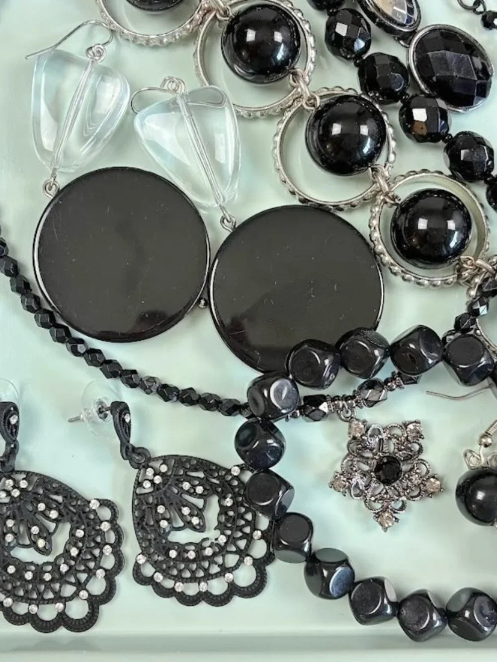 Jewelry Lot Black Silver/Gold Tone Wearable Costume Resell 28 pc 1+ lb Halloween
